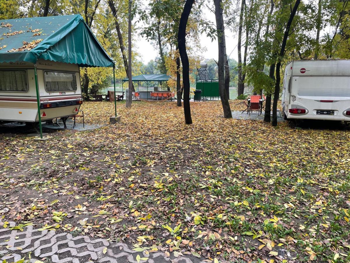 Tisza-Beach Wild Camping 5 Szeged Exterior photo